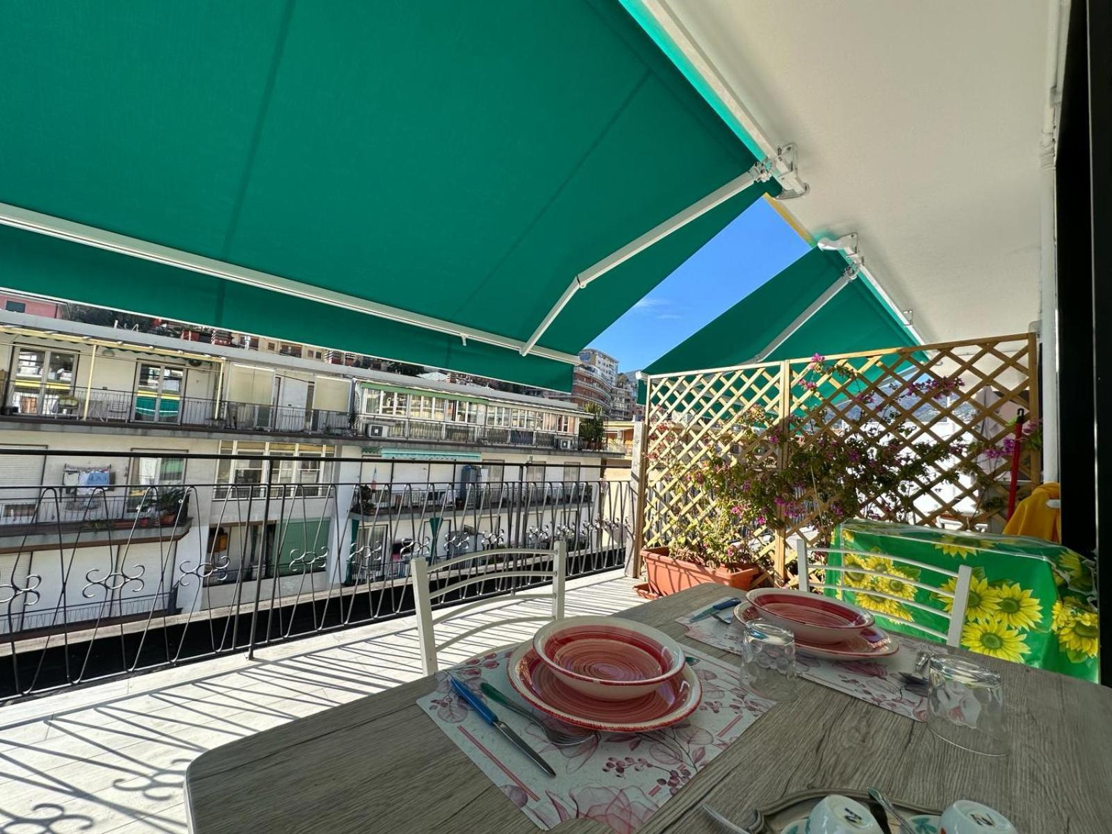 Wh - Un Posto Al Sole - Attico Monolocale Con Parcheggio Gratuito - 5 Minuti Dal Centro - Wifi Apartment Sanremo Exterior photo